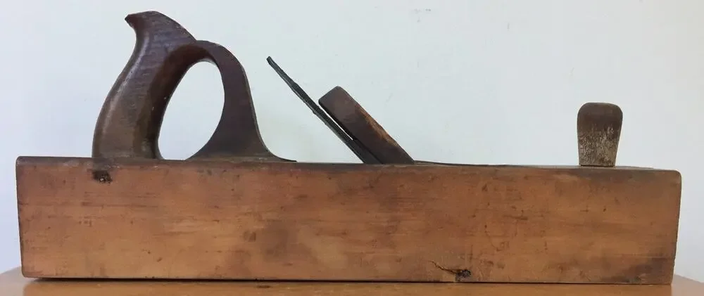 Vintage Antique Primitive Ohio Tool Company Cast Steel Solid Wood Jack Plane